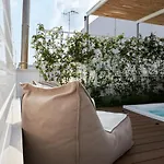 Musae Relais &